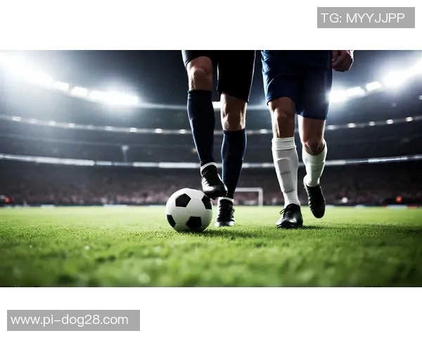 激情与荣耀并存,足球明星壁纸酷炫图文展现球场风采与个性魅力 激情与荣耀并存,足球明星壁纸酷炫图文展现球场风采与个性魅力